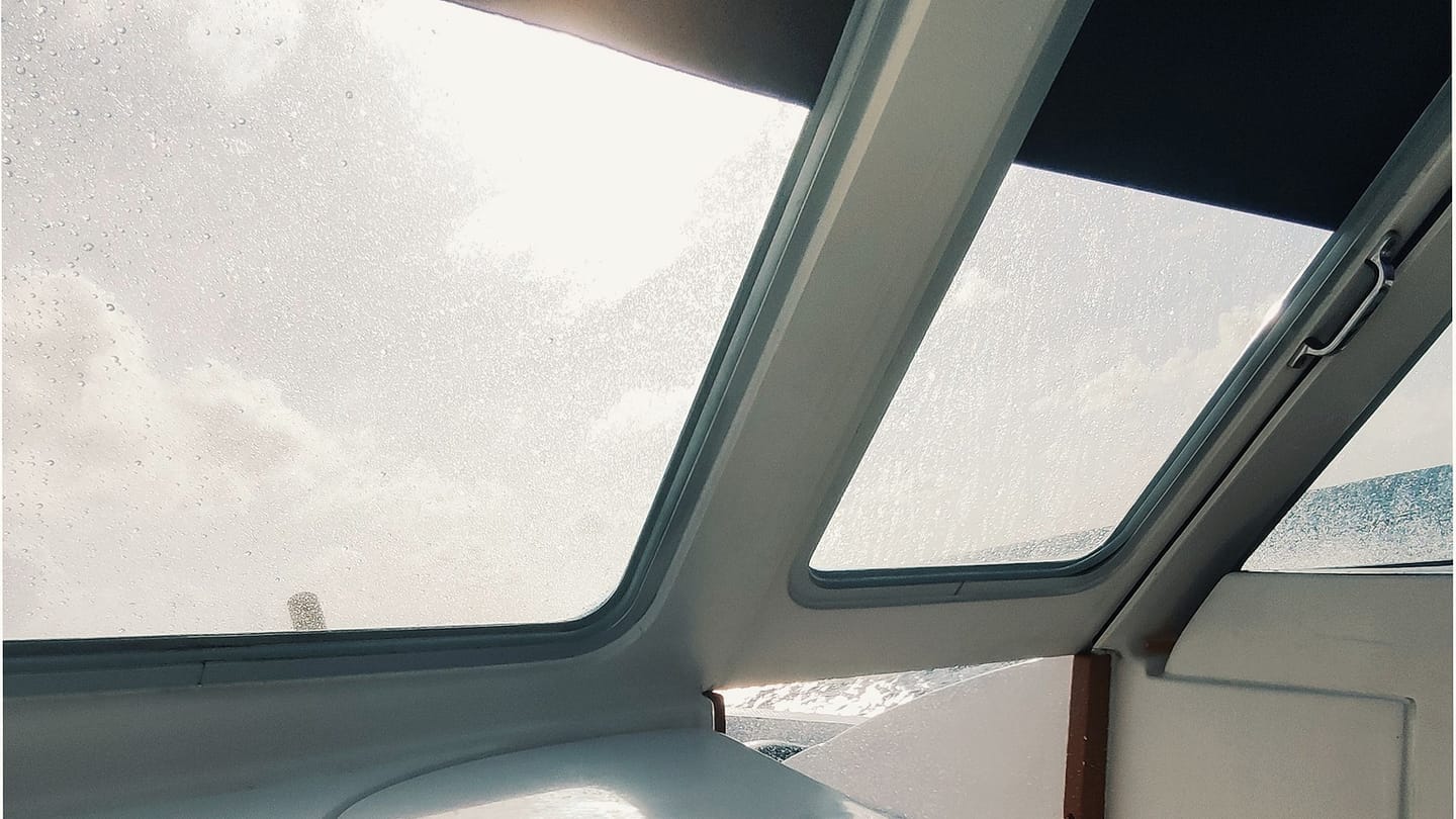 Yacht cabin where quiet electrical loads may remain active