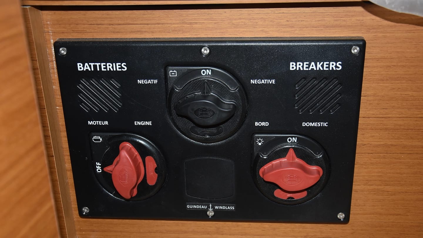 Battery switches labeled for engine and domestic banks